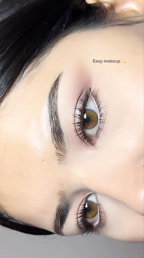 10K views · 276 reactions | Maquillaje fácil paso a paso  Para este look usé la paleta Little Angel 9-Color Eyeshadow Palette 01 de @flowerknows_global . Usa el código “Karol” para un descuento en tu compra ✨ #Maquillaje #makeup #maquillajetips #maquillajetutorial #maquillajedeojos #tutorial #tutorialdemaquillaje #tipsdemaquillaje #maquillajenatural #maquillajefacil #tutorial #delineado #delineador | Makeupteca | Facebook