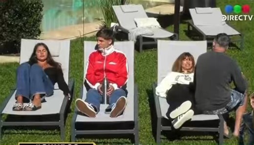 eduardo: “por que no te venis al cuarto de los hombres”sol: “las chicas no quieren verme ni la foto, voy a estar ahí para que me vean, soy resistencia”como van a llorar, ellas juraron que la iban a desestabilizar kjj#granhermano