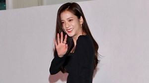 BLACKPINK’s Jisoo Has the Perfect Red Lipstick