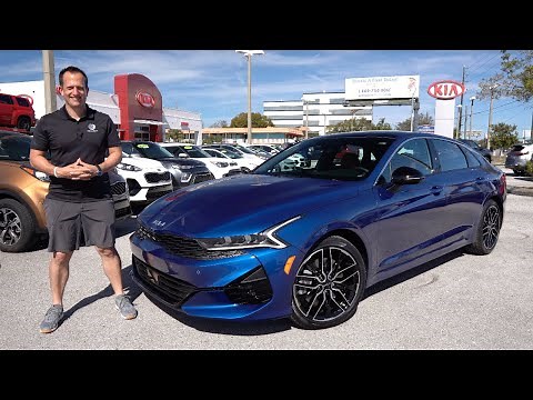 Is the NEW 2022 Kia K5 GT a BETTER sport sedan than a Honda Accord 2.0T?