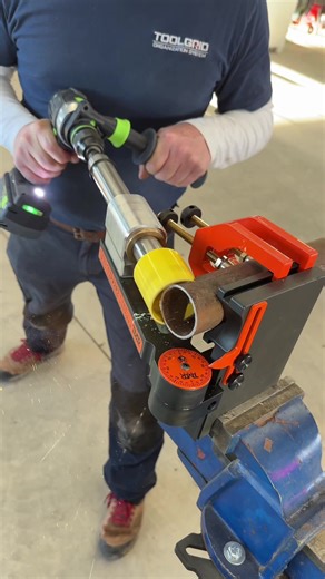 Here’s an incredibly handy tool! The @TMRCustoms Grizzly tube notcher is quick, efficient and well designed 👍