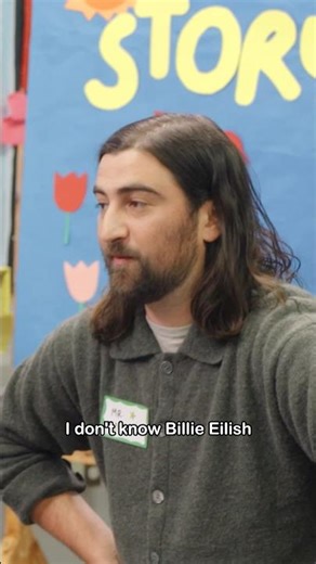 ‪@BillieEilish‬ 👀 #celebritysubstitute #kids #noahkahan #billieeilish