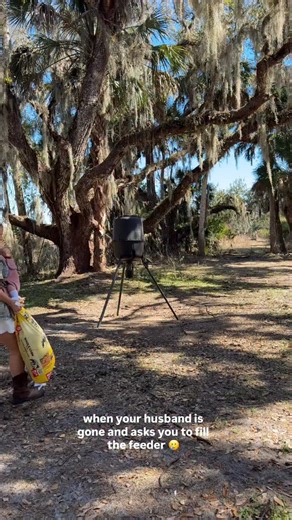 CAYLA VANDER BAAN on Instagram: "i’m just a girl!!! 🫠"