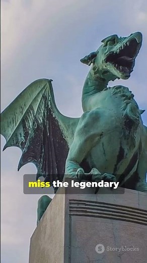 Wawel Royal Castle: Poland’s Timeless Symbol of Royal Heritage!