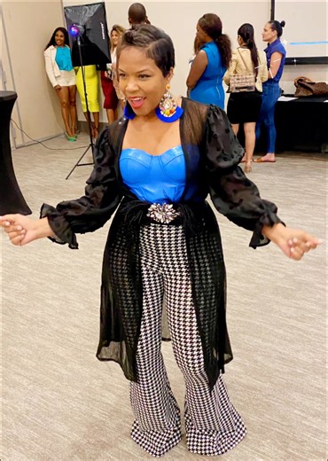 Fashion is what we wear style is how we wear it 💙 | Cdfs Tasheekia Harris