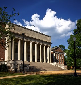 147+ BEST School Names [High School Names] – Tag Vault