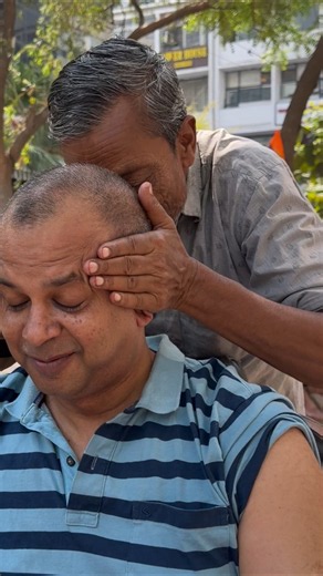 Waris Barber Indian Head massage #asmr #asmrheadmassage #thebarbersarms #massage #relaxingmassage
