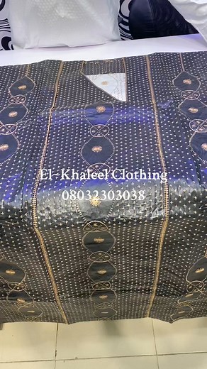 Black shafka with golden threads 朗… This set is currently available; cooling off in my display shelf and waiting for the lucky finger to pick it. | El_Khaleel Clothings | Facebook