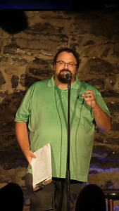 6.2K views · 1.5K reactions | Humour noir #humournoir #humoriste #quebec #montreal #reels #reel #show #spectacle | Faf | Facebook