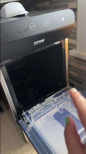 cleaning this ice maker is so easy!! #nuggetice #nuggeticemaker #vevor #vevortools #vevoricemachine
