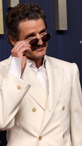 24K views · 141 reactions | PEDRO PASCAL DANS UN COSTUME TOTAL WHITE...