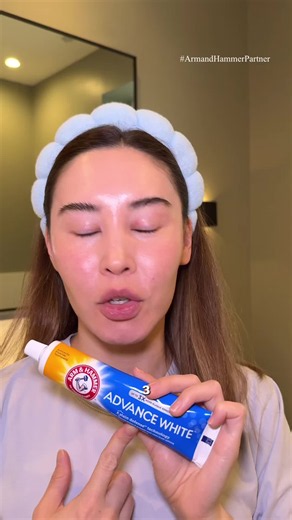 Your whitening routine deserves an upgrade! 🪥 ARM & HAMMER™ Advance White Toothpaste helps remove surface stains for a smile that's 2 shades whiter in just 6 weeks of regular brushing! Ready to make the switch? #ArmAndHammerPartner #AdvanceWhite #TeethWhitening #OralCareRoutine #Toothpaste @theodisseya