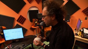 Sci-fi opera ‘Death and the Powers’ is doing things differently … with robots