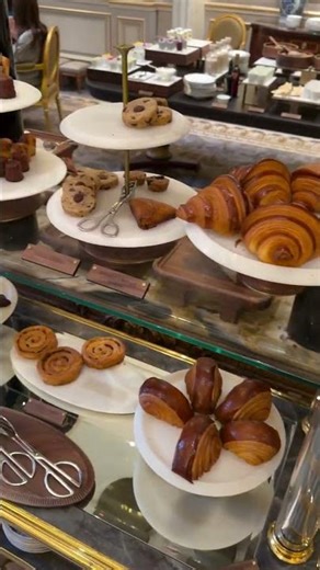 Breakfast at Four Seasons Hotel George V isn’t a meal — it’s a ritual. ☕️🥐 #hotelchain