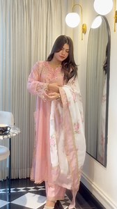 205K views · 4K reactions | Dress Trends By Marium. #02safakhan | 02safakhan | Facebook