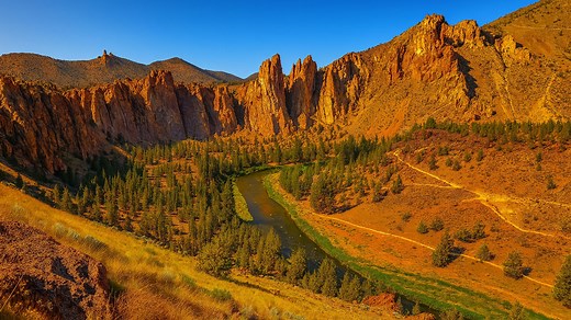 Smith Rock State Park: Oregon Nature Walk (4K)