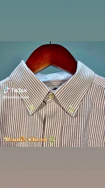 Quick styling tip! These two buttons on a shirts collar are what differentiate button-ups from button-downs. On a button down, the only time the two collar buttons should be undone is when putting on your tie. You can leave them buttoned for washing and storage and certainly should NEVER choose to wear a button down with the collar unbuttoned. If you want more fun facts and styling tips make sure you are following Benni’s Closet #stylingtips #buttondownshirt #vintagestyle #thrifthaulthursday