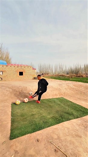 5 Incredible Soccer Challenges You Need to See! ⚽🔥