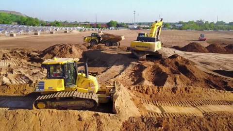 Power and Precision: Advanced Machines Redefining Heavy Equipment