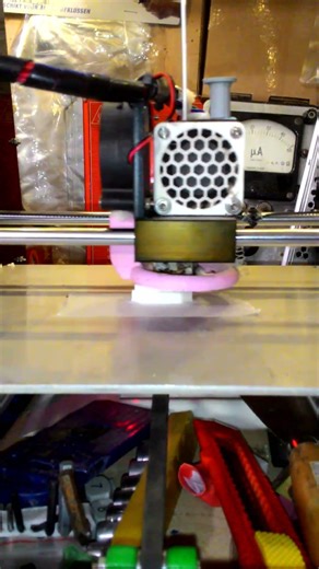 #timelapse of #Anet #A6 #printing AC Electric plug case EU in white #pla #3dprinter #3dprintedparts