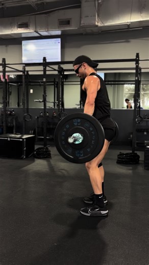 Hector Garza (@hectorgarza)’s videos with Homewrecker by sombr out feb 5th - sombr