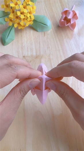 93K views · 1.1K reactions | Weeping crabapple blossom crafts #papercrafting | MC Moni | Facebook