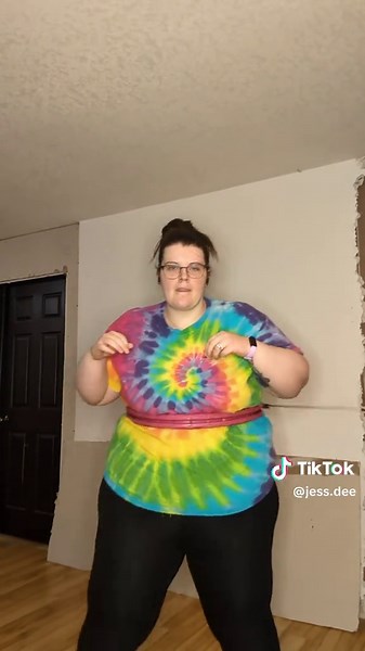 Day 9: Losing Inches with a Weighted Smart Hula Hoop