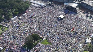 INC rally draws 314k at Luneta