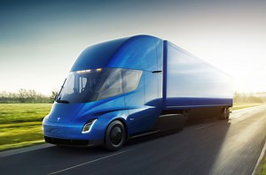 Tesla Semi: electric lorry launch pushed back to 2020