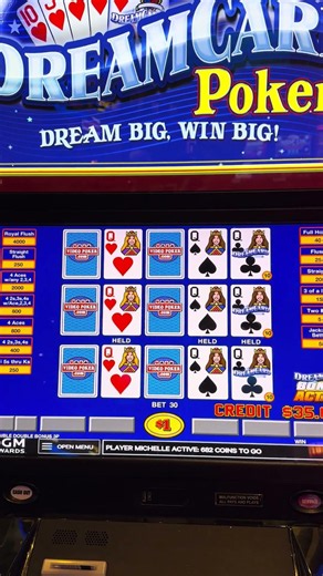 Dreamy deal on Dreamcard...3 queens! Come on, Quad!!! #poker #videopoker #casino #vegas