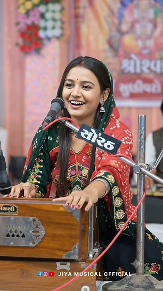 તમારા દોસ્ત ને ટેગ કર જો ❤️ Singer Maya 🎤