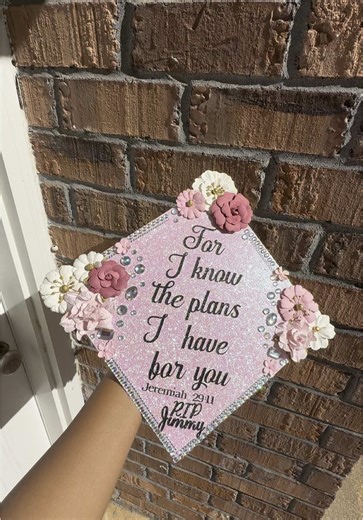 Creative Grad Cap Designs for Music Lovers