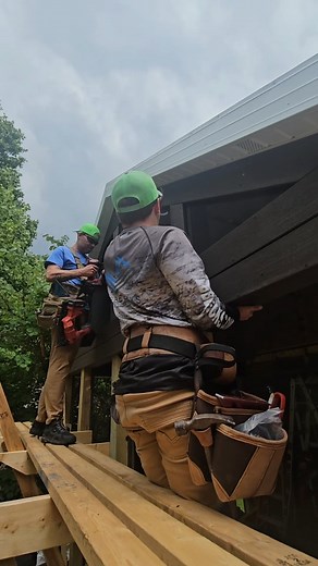 This project is really starting to take shape with @timbertech advanced PVC decking in the #darkhickory color for post & beam wrap + @fastenmasterpro cortex screws & plugs holding it all down. Next up, we will be getting into some @stonedeks system silca grates for the lower deck and throwing in some slick riser lights from @truscapeslighting for the full effect  #deckbuilding101 #stloius #screenroom #decking #stlunatics | Deck Building 101 | Facebook
