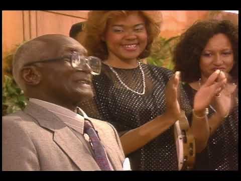 Sings "Amen" at 90th Birthday