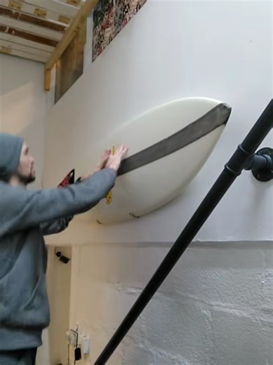 Definitely the best way to hang a board #surfboard #surf #surfing #diy #decoration
