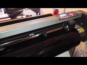 Whiteboard chart making with signblazer and a uscutter refine mh 871