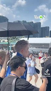 15K views · 676 reactions | [Concert, 28.09.24] Dương Domic tới rùi nè các Dopamine tới chưa cre : VieOn #duongdomic #duongdomicfc #NomadMGMTVietnam #dopamine | All for Domic - Dương Domic FC | Facebook