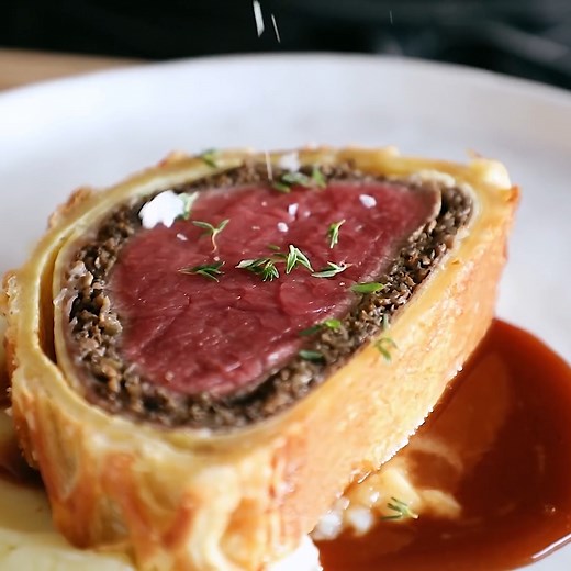 74K views · 1K reactions | How can you make BEEF WELLINGTON like Gordon Ramsay, or perhaps better?? It's actually surprisingly simple and easy and it doesn't require prior experience. | Joshua Weissman | Facebook