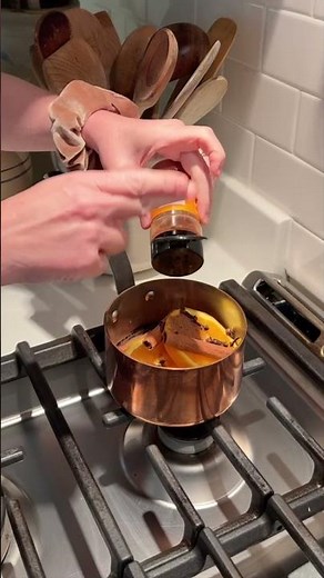 Pumpkin Spice Simmer Pot 🍊 Stovetop Autumn Recipe for Cozy Fall!