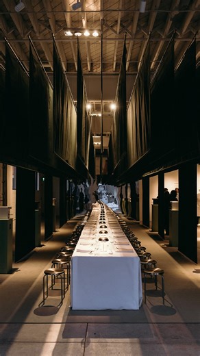 Menu Extra on Instagram: "Pour le double lancement de la Vertuo Up de @nespresso.ca à Montréal et à Toronto, nous avons conçu une expérience culinaire sur mesure, pensée pour être déployée dans les deux villes et présenter le nouvel appareil comme un objet d’art fonctionnel. Inspiré des codes de l'expérience muséale, le parcours proposait une lecture gastronomique de l’univers Nespresso. Il s’ouvrait sur des canapés réalisés pour s'agencer parfaitement à un Nespresso Martini, puis se poursuivait