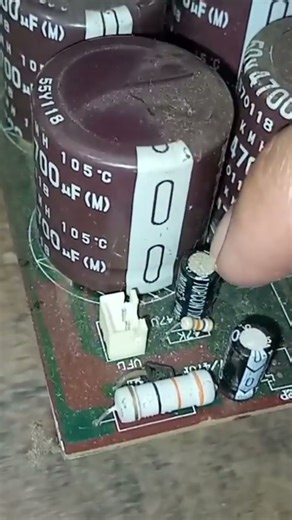 VU meter amplifier error if the voltage elko is damaged #amplifier #vumeter #elko