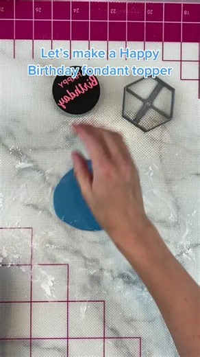 Easy happy birthday fondant topper with sprinkles