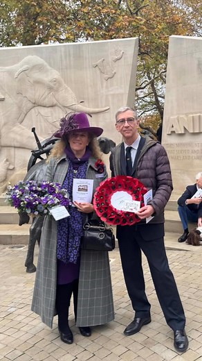 We were honoured to be invited to attend the annual Animals In War Memorial Service at their beautiful monument in London yesterday. We gathered together to remember those who could not speak, but who gave their all and in too many cases, made the ultimate sacrifice in conflicts across the world - past and present. We were privileged to be asked to lay a wreath, on behalf of the National Foundation for Retired Service Animals - NFRSA family, to commemorate each one in love and gratitude. We also