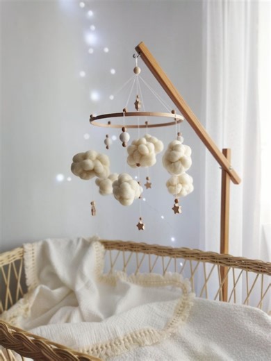 Cloud Baby Mobile | Handmade Montessori Crib Mobile | Neutral Nursery Decor | Newborn Gift - Etsy