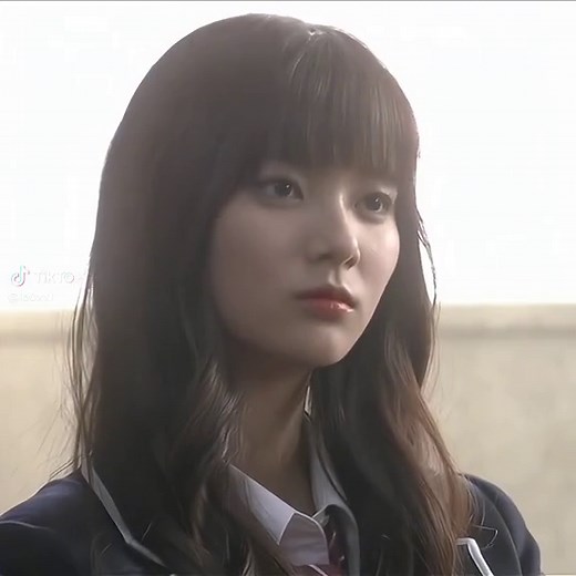 一軍感ハンパない新川優愛#新川優愛#35歳の高校生 #おすすめ #おすすめにのりたい
