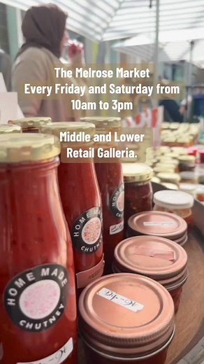 Every Friday and Saturday, the Melrose Market comes alive in the Middle and Lower Retail Galleria. You'll discover a delightful array of offerings, including delicious pastries, locally sourced herbal tea, one-of-a-kind handmade goods, flavorful chutneys, and artistic jewelry. There's no doubt you'll find something special at the Market. #OnlyatMelroseArch #melrosearch #market #handmade