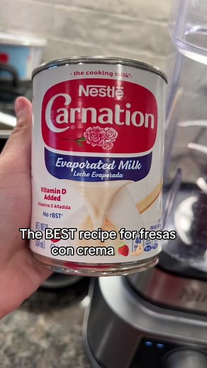 Authentic Mexican Snack: Fresas Con Crema Recipe