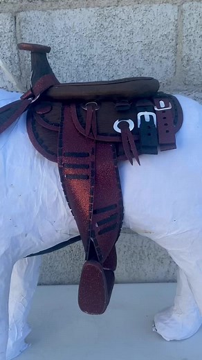 Fernando 👑 (@fer19cm_1) - Cómo hacer una montura para piñata de caballo