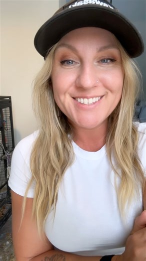 41K views · 212 reactions | New episode of The Sarah B Show! www.sarahbshow.com #sarahbshow #sarahbmorgan #neverwearwhite | Sarah Morgan | Facebook