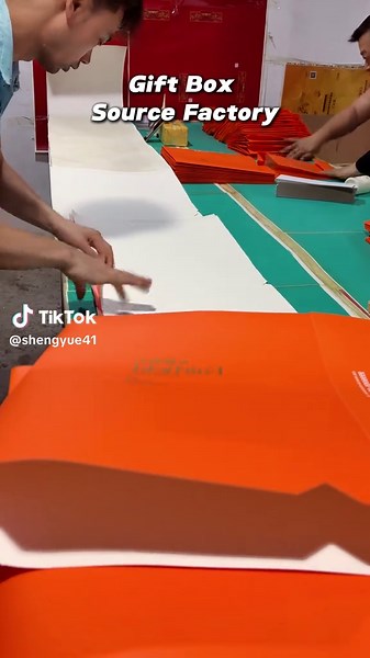 Luxury Gift Box Packaging Solutions from 17 Years of Experience